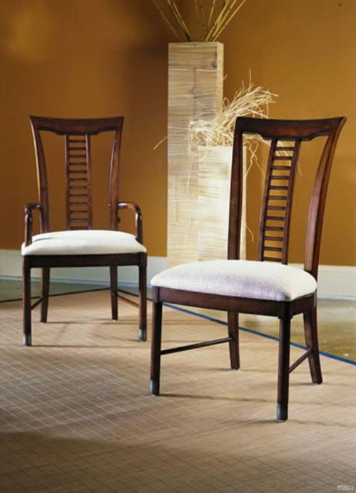 餐厅家具中的关键元素 D型餐椅的设计与选购指南